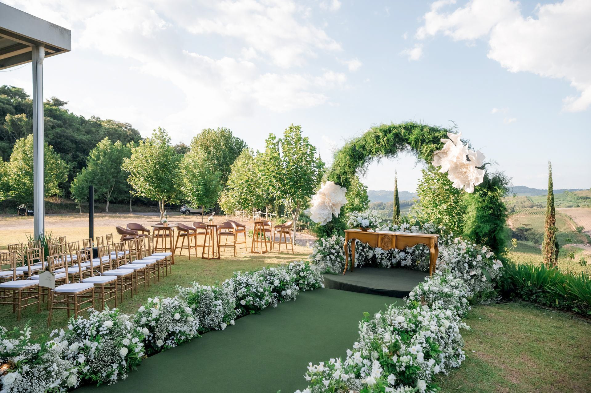 outdoor wedding venue